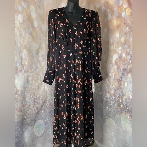 Julia Jordan Dot Long Sleeve Chiffon Midi Dress
Size 4 NWT